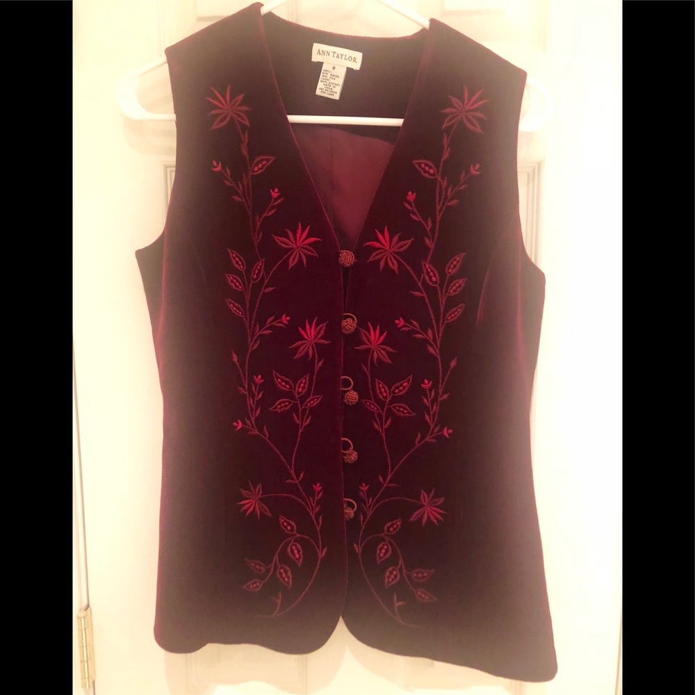 Velvet button down sleeveless top